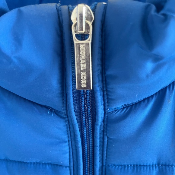 REDUCED! $20 Michael Kors Women’s Vest!
Brand NEW Condition! - Picture 6 of 7